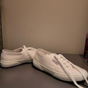 Superga Size 7.5 Sneakers